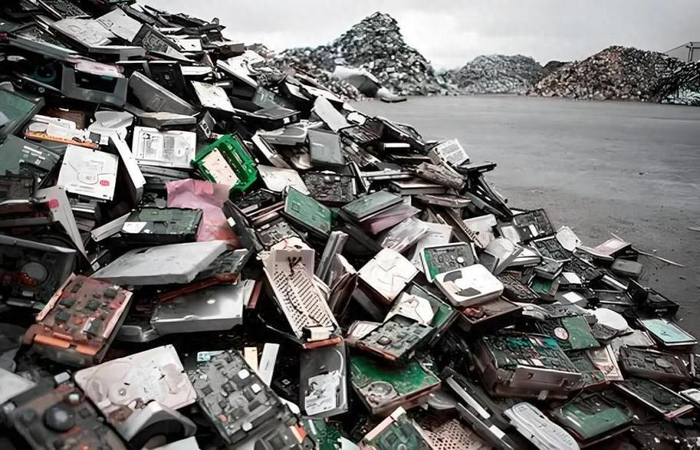 U.S. Strengthens Export Controls on Used Batteries and Electronic Waste, Promoting Domestic Resource Recycling